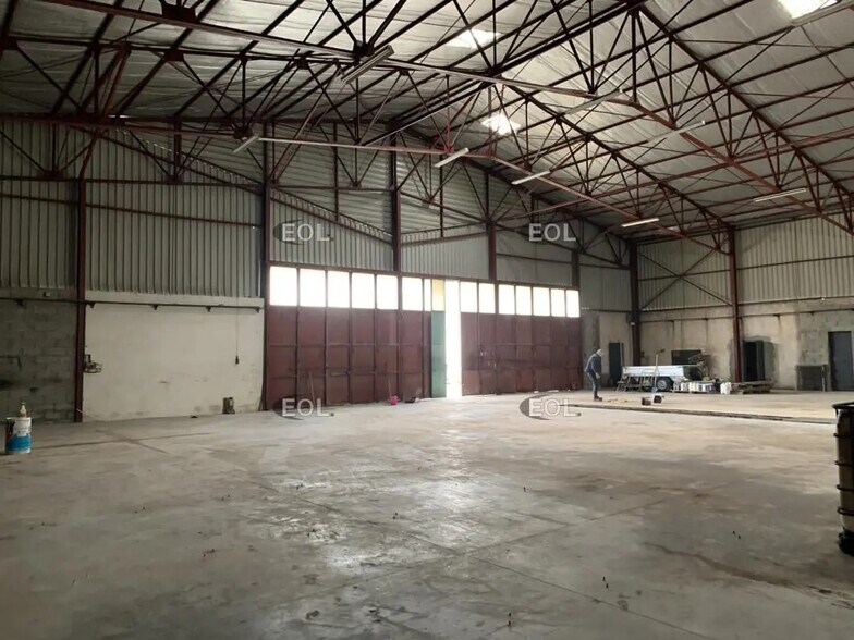 Local d’activités dans Vitrolles à louer - Photo intérieure – Image 3 sur 4