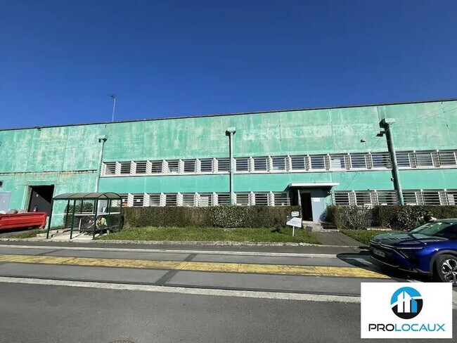Plus de détails pour Industriel/Logistique à louer