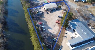 Plus de détails pour 3317 Business Center Dr, Chesapeake, VA - Industriel/Logistique à louer