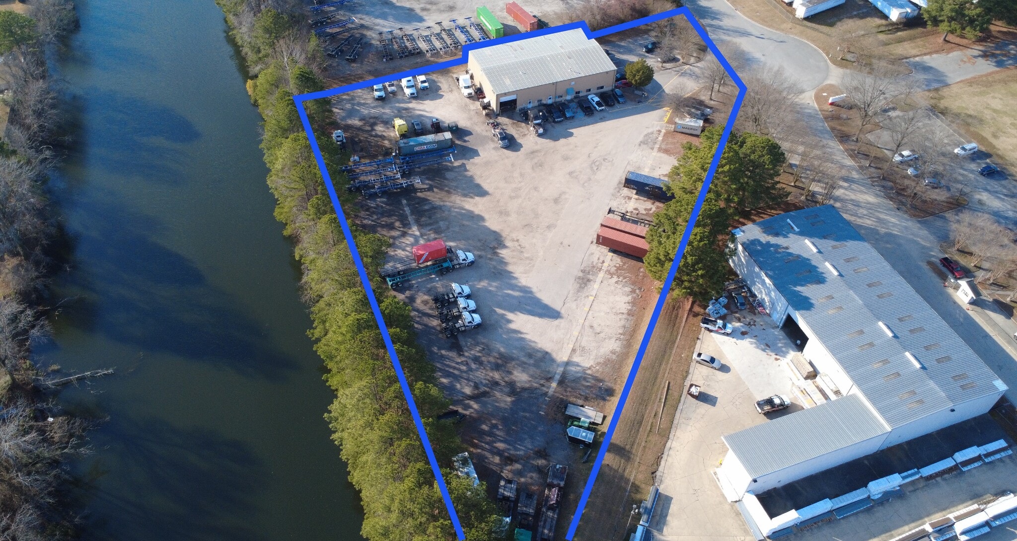 3317 Business Center Dr, Chesapeake, VA à louer Photo principale– Image 1 sur 8