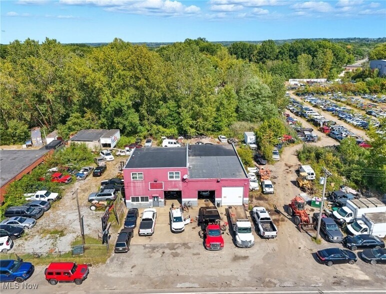 1775 Main St, Niles, OH à vendre - Photo de l’immeuble – Image 2 sur 31
