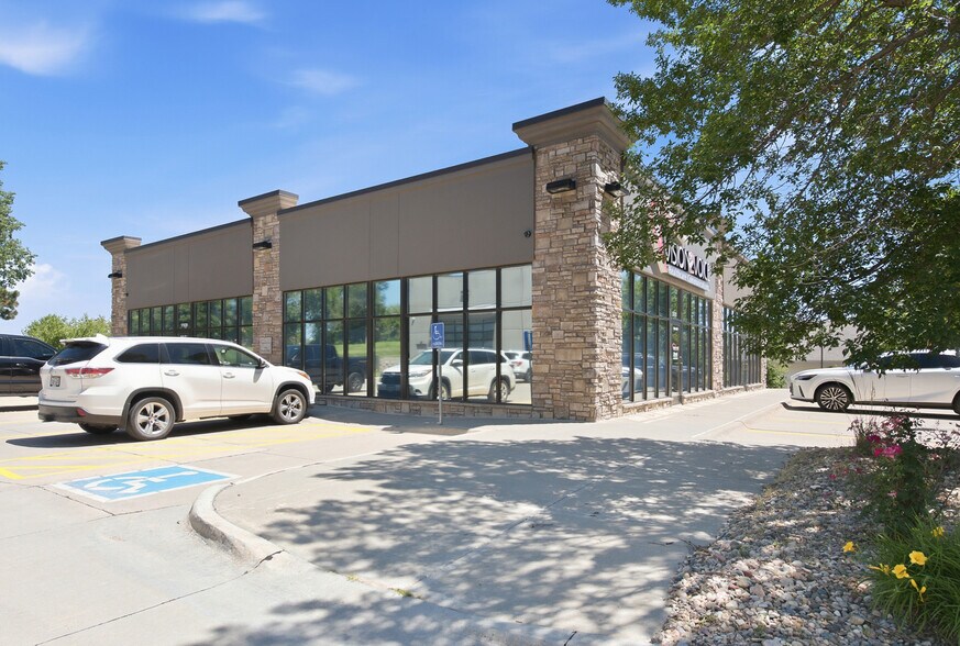 17670 Welch Plz, Omaha, NE à louer - Photo de l’immeuble – Image 2 sur 12