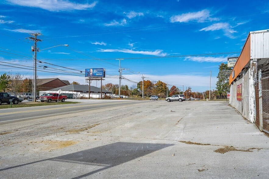 1470 S Jefferson Ave, Cookeville, TN à vendre - Photo de l’immeuble – Image 3 sur 41
