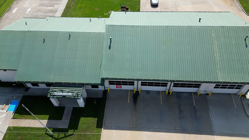6430 North Eldridge Parkway, Houston, TX à vendre - Photo de l’immeuble – Image 2 sur 7