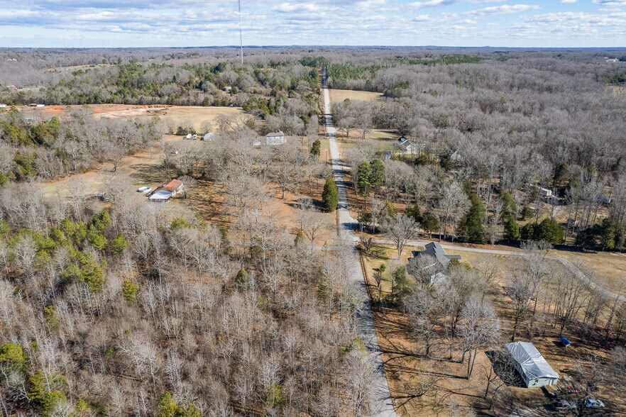 201 Woodside, Simpsonville, SC à vendre - Photo de l’immeuble – Image 3 sur 7