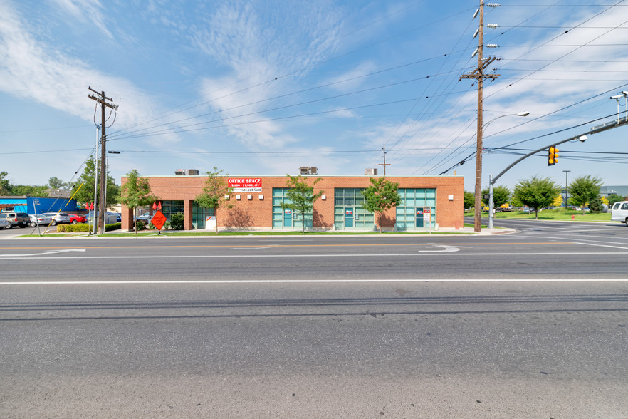 475-493 N Freedom Blvd, Provo, UT à louer - Photo de l’immeuble – Image 1 sur 25