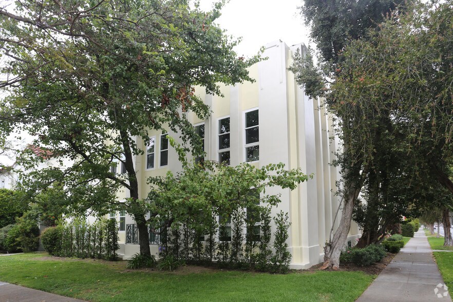 202 N La Peer Dr, Beverly Hills, CA à vendre - Photo de l’immeuble – Image 2 sur 5
