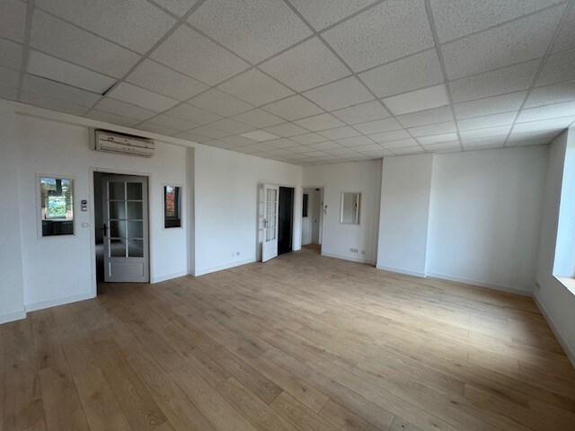 Bureau dans Saint-Étienne à vendre Photo intérieure– Image 1 sur 7