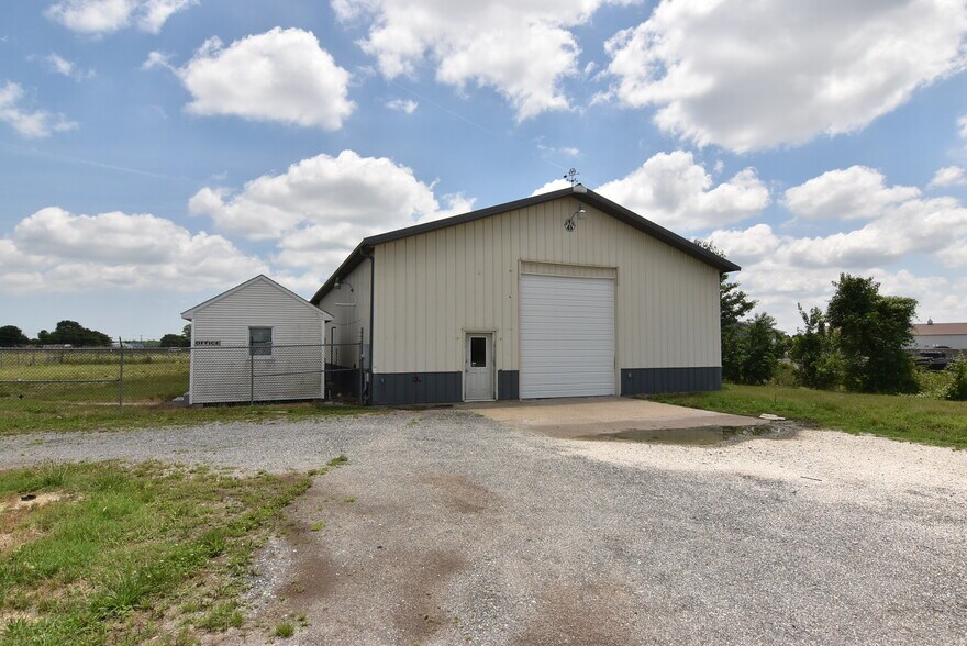 20643 Sussex Hwy, Seaford, DE à louer - Photo de l’immeuble – Image 2 sur 23