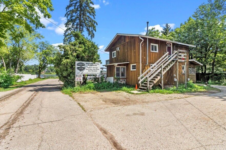 4134 Carol, Delavan, WI à vendre - Photo de l’immeuble – Image 3 sur 15
