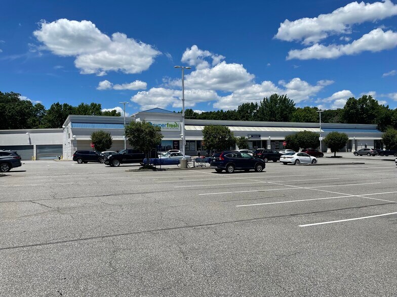 150 Greaves Ln, Staten Island, NY à louer - Photo de l’immeuble – Image 1 sur 3