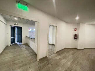 Plus de détails pour Vía Universitas, 52, Zaragoza - Local commercial à vendre