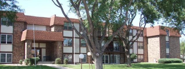 600 Burton Ln, Fairmont, MN à vendre Photo principale– Image 1 sur 10