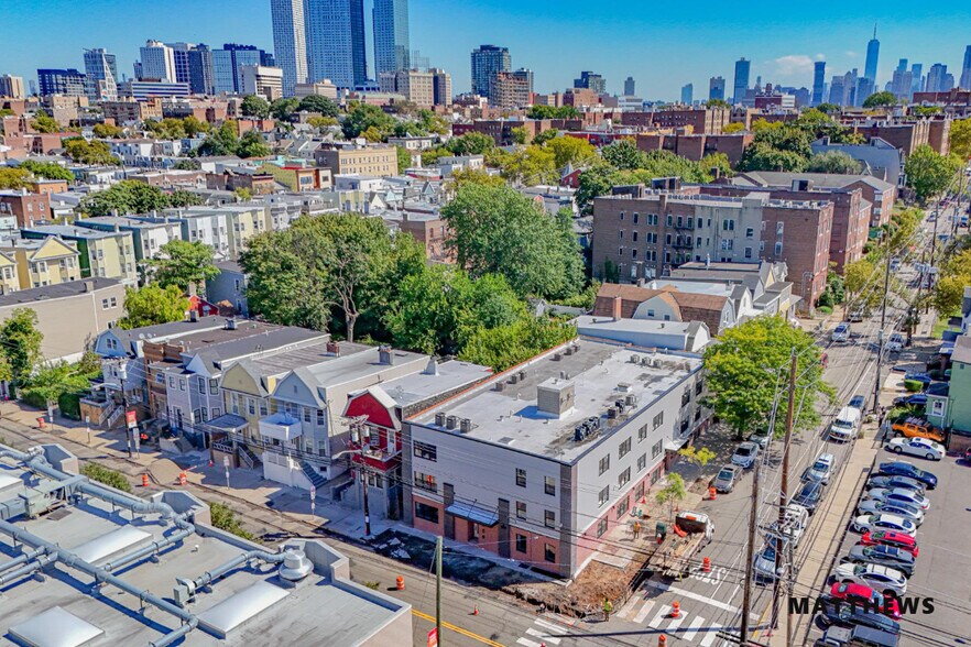 850 West Side Ave, Jersey City, NJ à vendre - Photo de l’immeuble – Image 1 sur 3