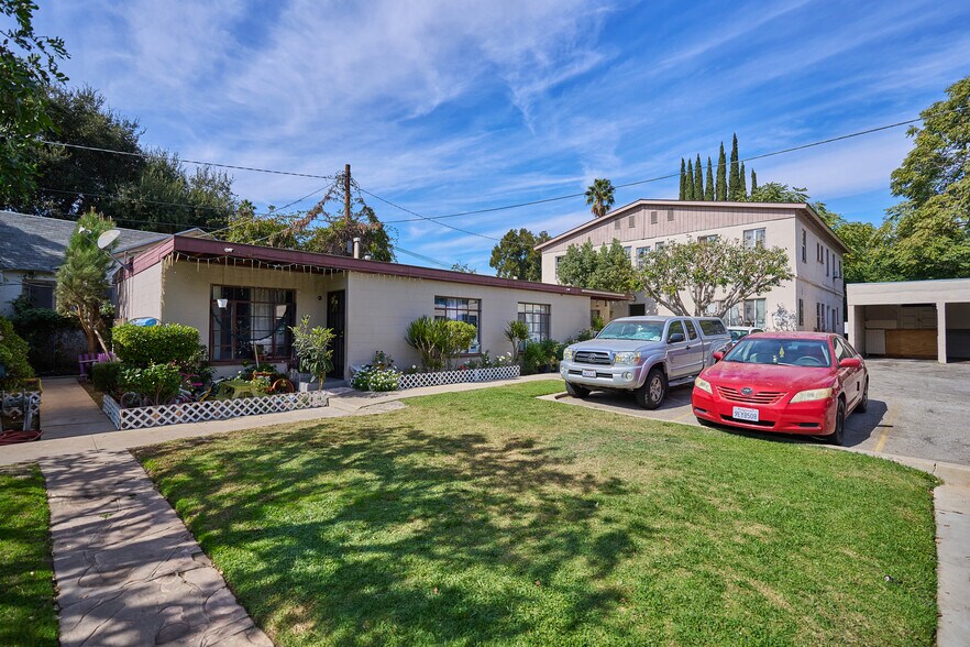 485 E Washington Blvd, Pasadena, CA à vendre - Photo de l’immeuble – Image 2 sur 17