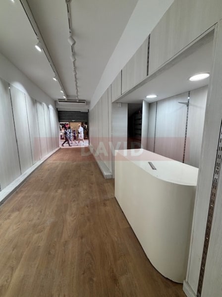 Barcelone, BAR 08002 - Lot - - - Photo intérieure - Image 1 of 6