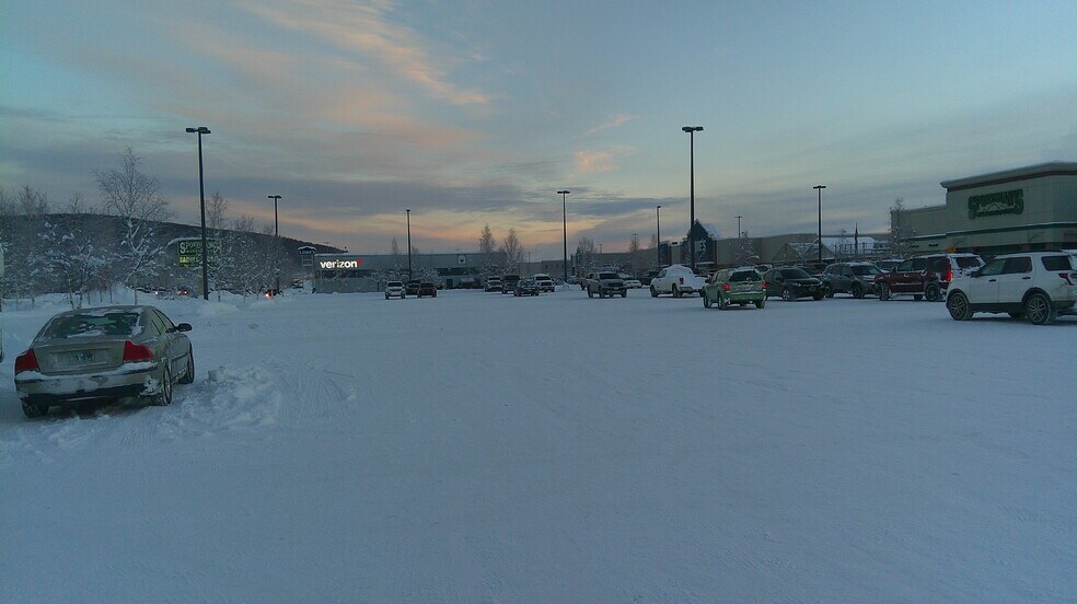 407-409 Merhar Ave, Fairbanks, AK à louer - Photo de l’immeuble – Image 2 sur 18