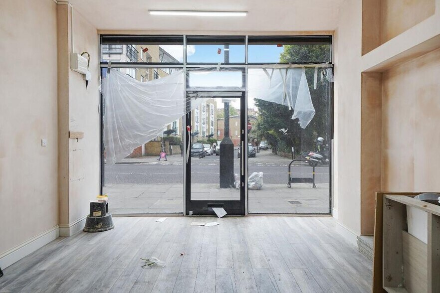 352 Essex Rd, Londres à vendre - Photo de l’immeuble – Image 3 sur 32