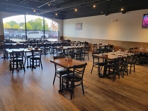 3-47 E Northwest Hwy, Palatine, IL à louer Photo intérieure– Image 2 sur 9