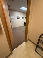 W175N11162 Stonewood Dr, Germantown, WI à louer Photo intérieure– Image 2 sur 12