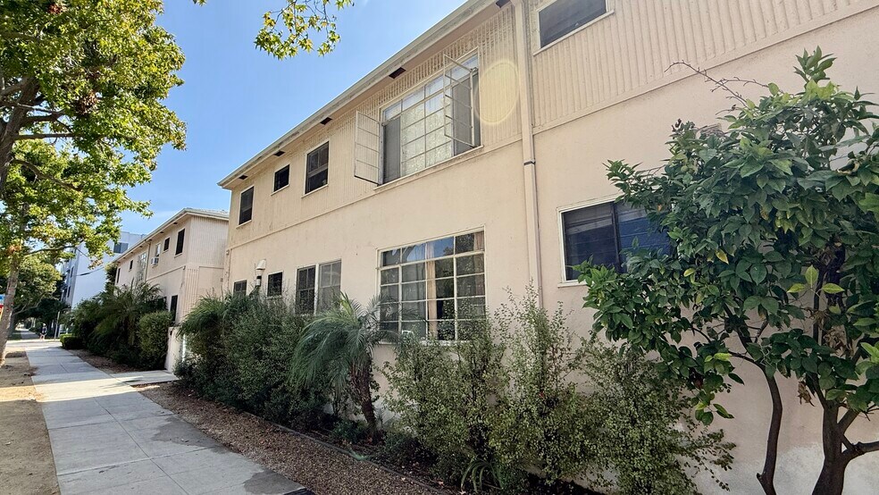 228 Idaho Ave, Santa Monica, CA à vendre - Photo de l’immeuble – Image 1 sur 27