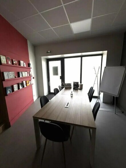 Bureau dans Le Mans à louer - Photo de l’immeuble – Image 2 sur 4