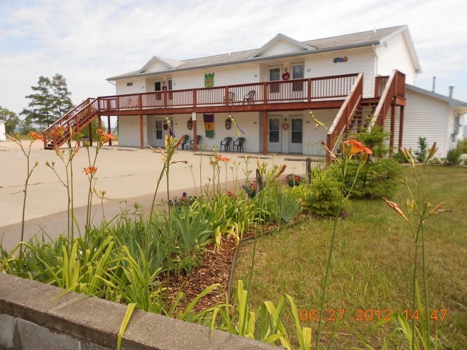 4497 S US Highway 23, Greenbush, MI à vendre Photo principale– Image 1 sur 57