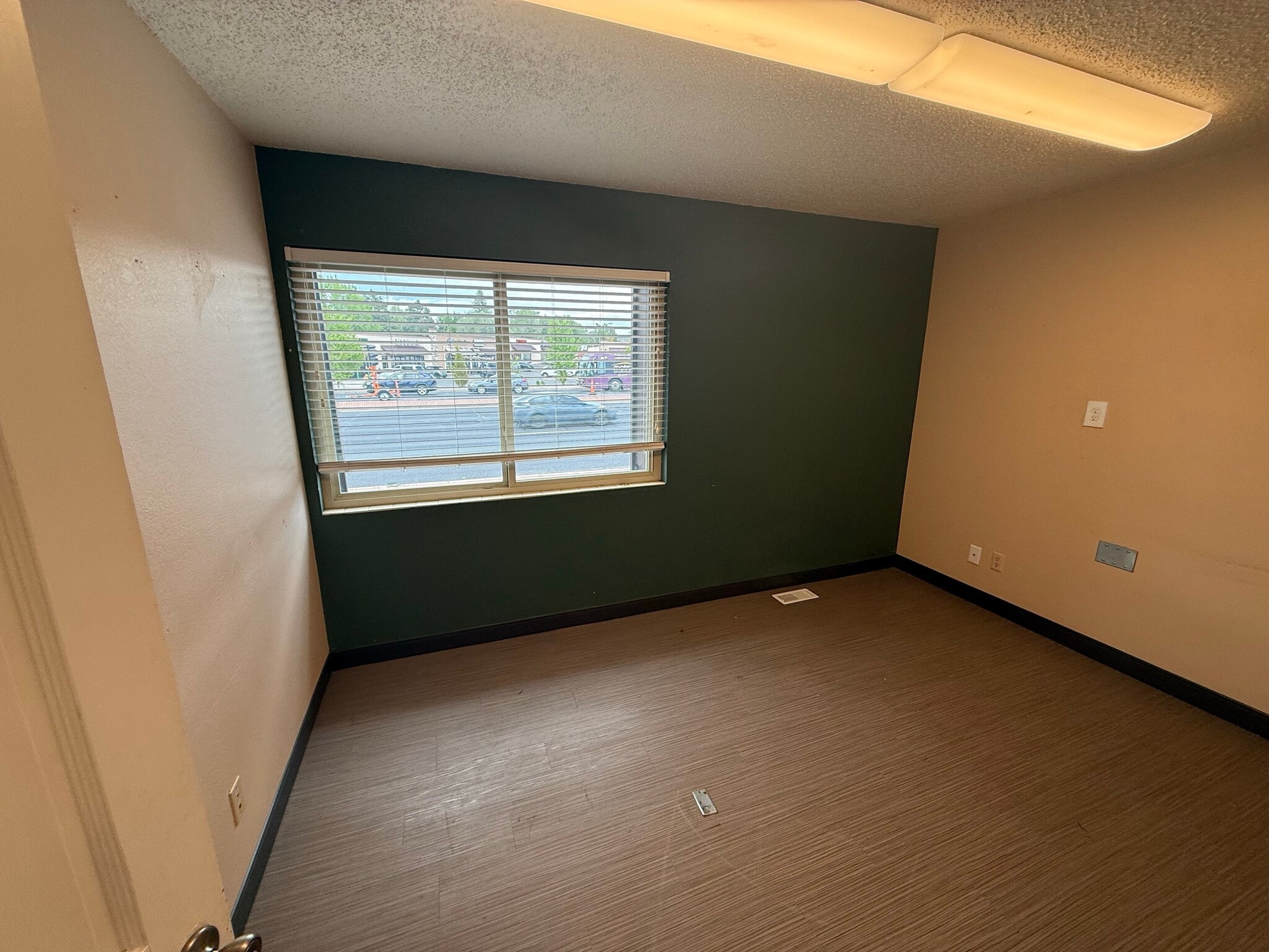 4390 N Academy Blvd, Colorado Springs, CO à louer Photo de l’immeuble– Image 1 sur 3