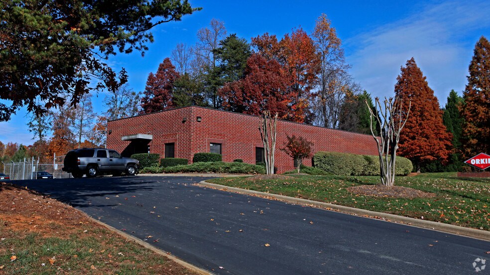 6101 Harris Technology Blvd, Charlotte, NC à vendre - Photo principale – Image 1 sur 5