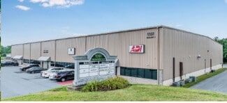 Plus de détails pour 1351 Eisenhower Blvd, Harrisburg, PA - Local d'activités à louer