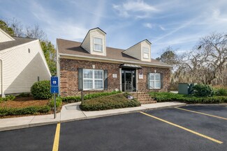 Plus de détails pour 8 Commerce Pl, Savannah, GA - Bureau à vendre