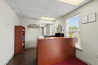 10712 Ballantraye Dr, Fredericksburg, VA à louer Photo intérieure– Image 1 sur 24