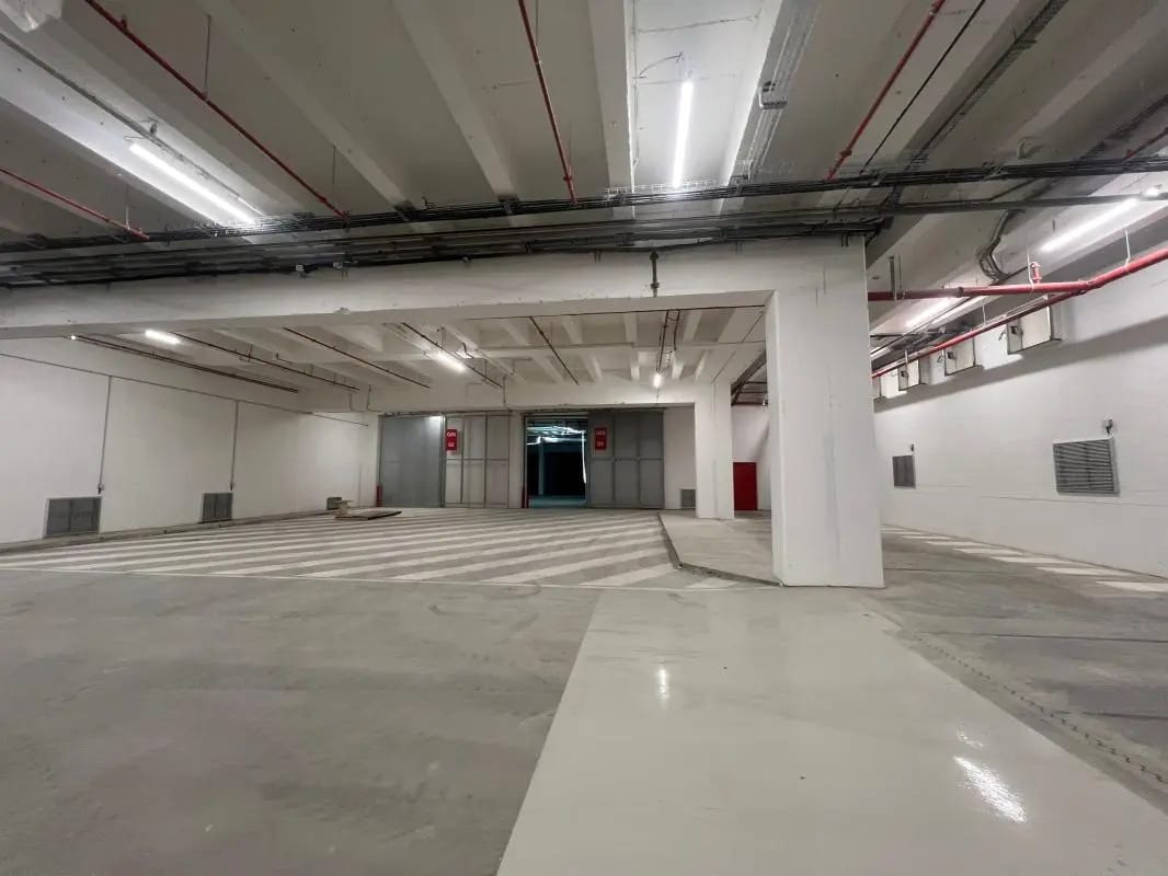 Industriel/Logistique dans Paris à louer Photo de l’immeuble– Image 1 sur 1