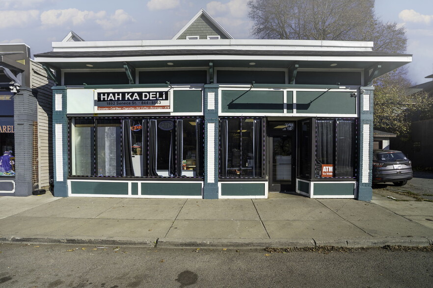 1892 Seneca St, Buffalo, NY à vendre - Photo principale – Image 1 sur 9