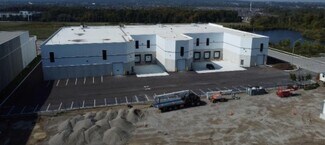 Plus de détails pour 310 Addison Hall Cir, Aurora, ON - Industriel/Logistique à louer