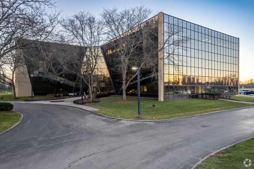 525 Metro Pl N, Dublin, OH à louer - Photo principale – Image 1 sur 5