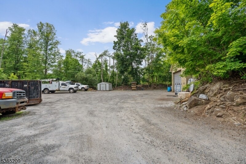 229 Main St, Andover, NJ à louer Autre– Image 1 sur 18