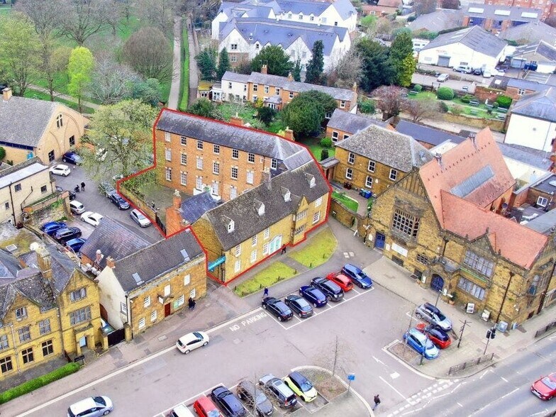 21 Horsefair, Banbury à vendre - Photo de l’immeuble – Image 2 sur 18