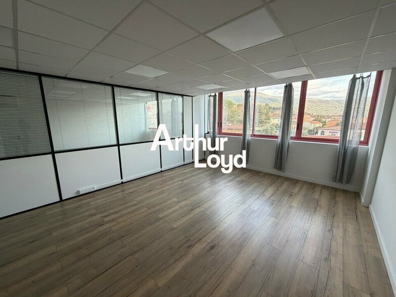 5 Boulevard Emmanuel Rouquier, Grasse à louer - Photo intérieure – Image 3 sur 8