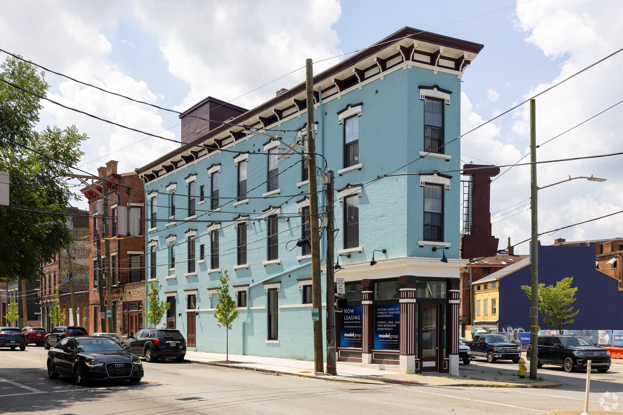 1822 Vine St, Cincinnati, OH à louer Photo principale– Image 1 sur 10
