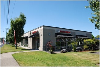 1776 NW Fairview Dr, Gresham, OR à louer Photo de l’immeuble– Image 1 sur 6
