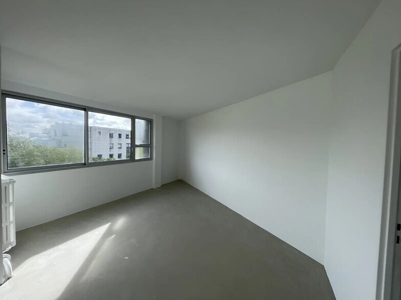 Bureau dans Paris à louer - Photo de l’immeuble – Image 3 sur 7