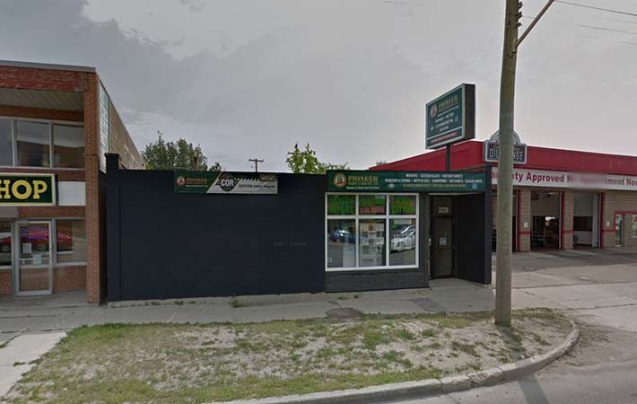 3224 Portage Ave, Winnipeg, MB à louer Photo principale– Image 1 sur 6