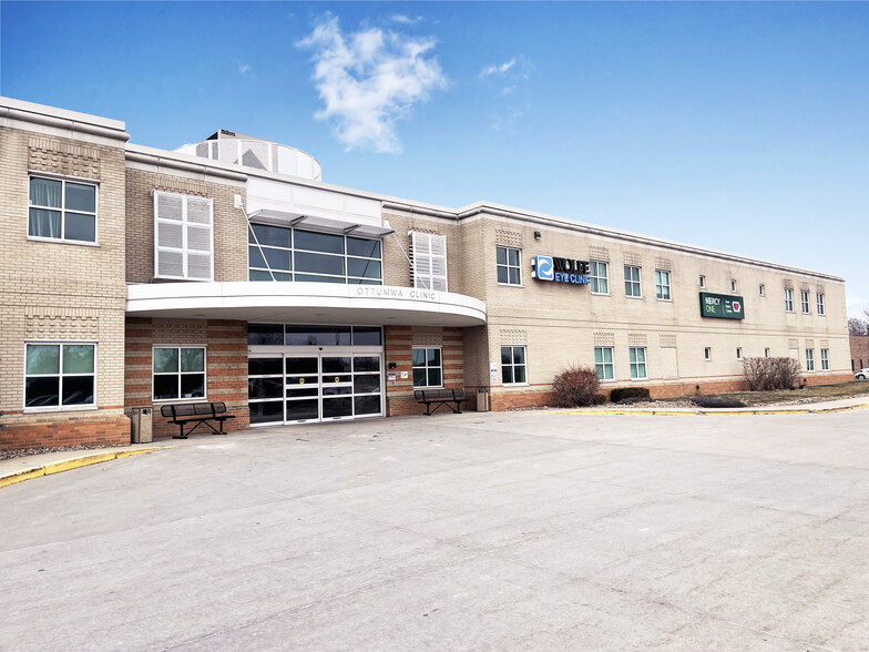 1005 Pennsylvania Ave, Ottumwa, IA à louer - Photo de l’immeuble – Image 1 sur 13