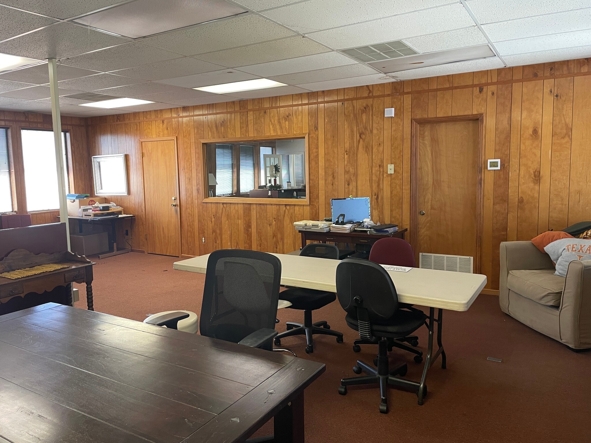 876 Loop 337, New Braunfels, TX à louer Photo de l’immeuble– Image 1 sur 2