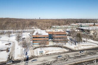 1255 Rte Transcanadienne, Dorval, QC - Vue aérienne vue de carte