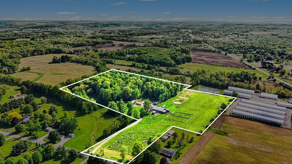3589 Outville Rd, Granville, OH à vendre - Photo de l’immeuble – Image 2 sur 17