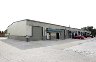 Plus de détails pour 2131-2163 Corzine Dr, Arlington, TX - Local d'activités à louer