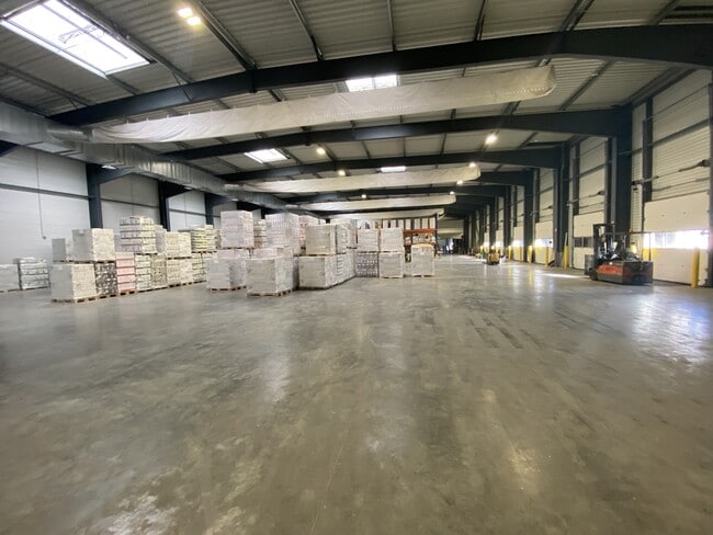 Plus de détails pour Industriel/Logistique à vendre