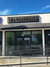 3130-3136 1/2 Foothill Blvd, La Crescenta, CA à louer Photo de l’immeuble– Image 1 sur 8